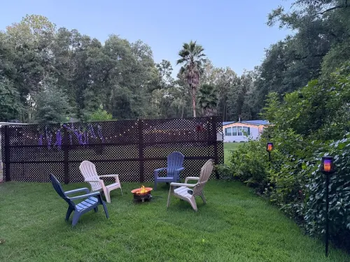 Romantic Barn Retreat - 7 Acres Near Gainesville, Firepit & Springs Hotels in Alachua