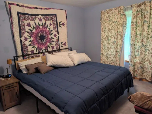 The Lakeshore House Hotel a Kinderhook