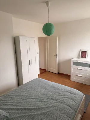 Spacious 3-bedroom duplex, Netflix, telecommuting