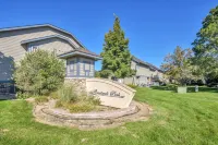 Gorgeous Windsor Lake Townhome 2Bd1.5BTH - WiFi