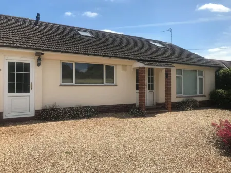 Peaceful location 5 minutes from Taunton town Centre Отели в г. Тонтон Дин Дистрикт