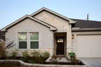 Spacious 4-bedroom charming modern home in  Richmond Tx