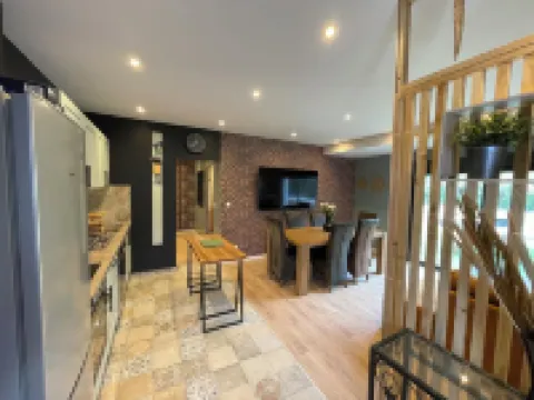 un Séjour de Charme à Gémenos, Niché au Cœur de la Provence Hotels in Gemenos