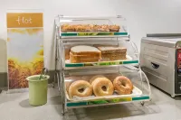 Quality Inn at Bangor Mall - breakfast
