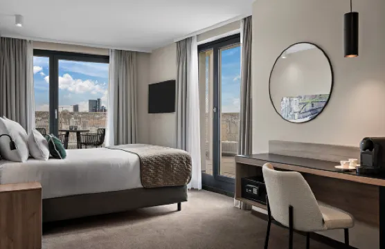 維也納市西部萊昂納多酒店