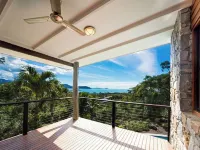 Private Stone House Hotels in Cannonvale
