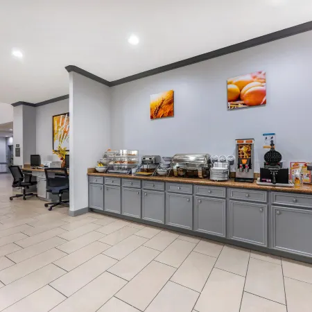 Comfort Inn & Suites