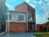 Sakala Prime Villa Industrial at Sentul City (4Br - 20 Persons) Hotels in Cijayanti