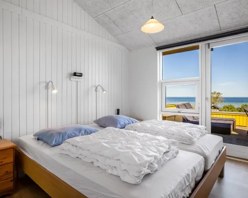 "Ephra" - 150m from the sea Hotels in Bjert