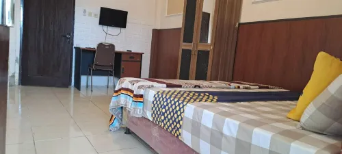 Bintang Khanida Syari'ah