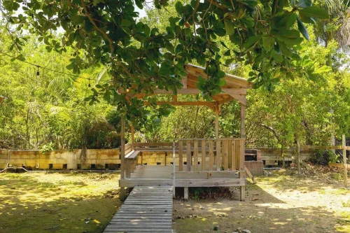 Waves & Chill 2 | Jobos Guest House