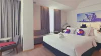 FOX Hotel Pekanbaru Отели в г. Пеканбару