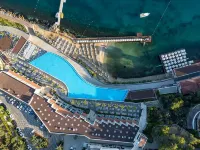 Blue Dreams Resort & SPA Hotel di Torba Mahallesi