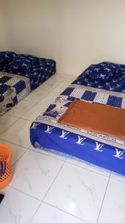 Penginapan Karanglaut Sayangheulang Отели в г. Garut Regency