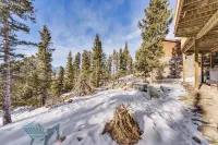 '燃燒天空小屋'：私人熱水浴缸和滑雪進出 - 健身房