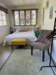 La Provence Cottage near Coolangatta and Byron Bay