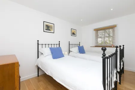 15 Boscaswell Downs Отели рядом с достопримечательностью «Мыс Корнуолл»