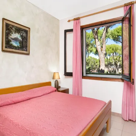 Apartment in Pals near Peaceful Beach