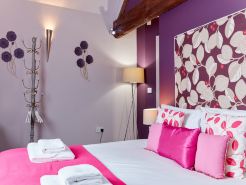 Beautiful cottage in rural escape, No Deposit
