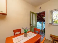 House Hidden Bay-One Bedroom Cottage with Terrace ans Sea View Hotels in Blato