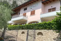 Nice apartment villa in Limone Sul Garda