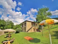 Apartment in Marche with Pool and Mountain Views