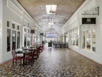 The Banyan Hotel Fort Myers, Tapestry Collection by Hilton Hotels near List Distillery