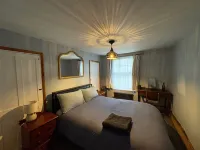 Rustic and Quirky Comfortable Cottage with Hot Tub Hotels near Frant