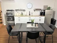 Newly Renovated Private Cozy & Conveniently Located