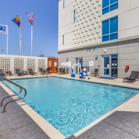 Holiday Inn Express & Suites PHOENIX DWTN - STATE CAPITOL by IHG