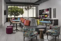 納什維爾市中心會議中心希爾頓惠庭套房酒店 - 3星級