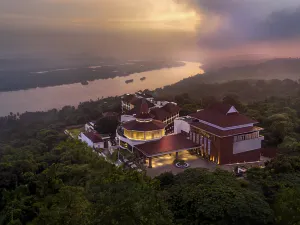 DoubleTree by Hilton Goa - Panaji