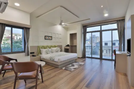 Hotel SR Laxmi Отели в г. Ананд