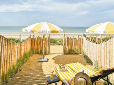 Beachhouse Hotel