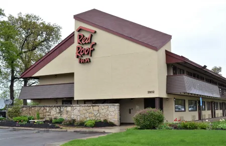 Red Roof Inn Elkhart Отели в г. Осоло Тауншип