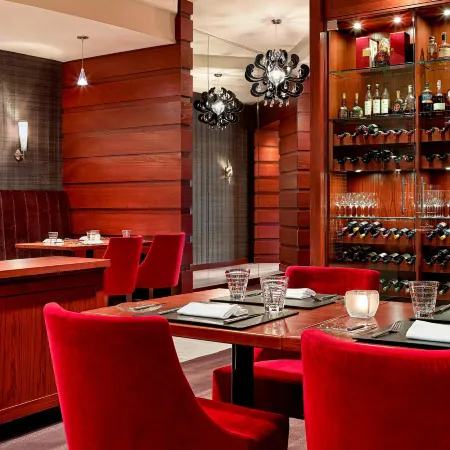 Sheraton Cavalier Calgary Hotel