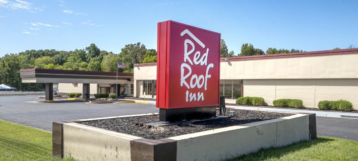 Red Roof Inn Murray Hotels in Calloway County