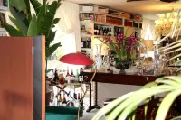 Carmo's Boutique Hotel - Small Luxury Hotels of the World - bar