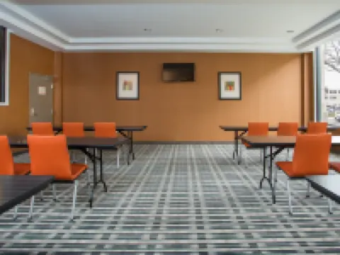 Holiday Inn Express SPRINGFIELD DOWNTOWN by IHG Hotels in Springfield