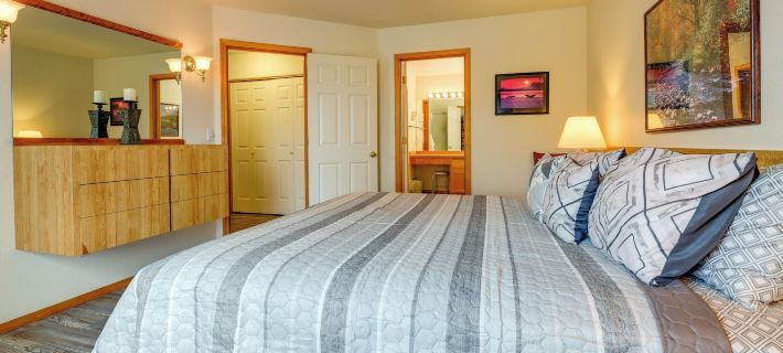 Resort-Style Klamath Falls Home, Golf Course View! Ξενοδοχεία στην πόλη Klamath County
