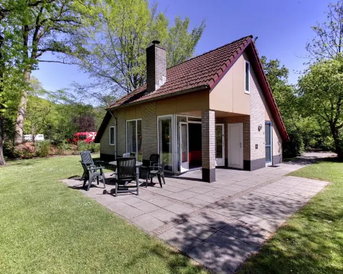 Cozy Holiday Home with Garden Near Zwolle Hotels in Dalfsen