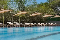 Golden Tulip Kin-Oasis Kinshasa - Pool