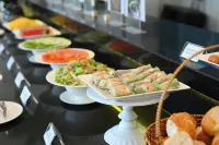Haya Hotel Phu Quoc, Trademark Collection by Wyndham - breakfast