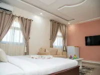 Eden Palace Hotels in Ferkessedougou