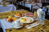 Eden Palace - breakfast