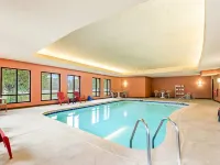 Comfort Suites Gothenburg Hotels in Dawson County