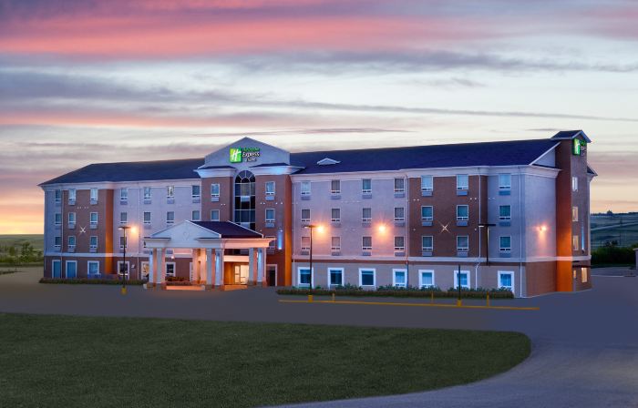 Holiday Inn Express & Suites SWIFT CURRENT by IHG