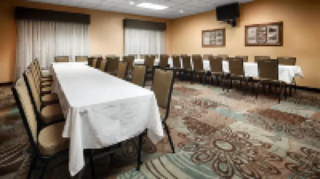 Best Western Holiday Manor