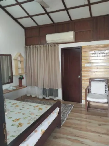 순다르반 레인보우 에코 리조트  호텔