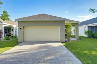 Near River & Parks: Labelle Family Home w/ Patio - Homestays